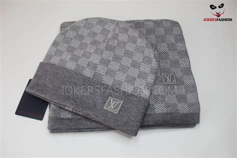 louis vuitton muts en sjaal sale|Scarves Collection for Men .